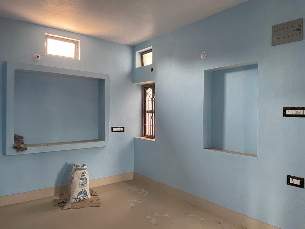 A independant room in a ground floor 2BHK for female individual