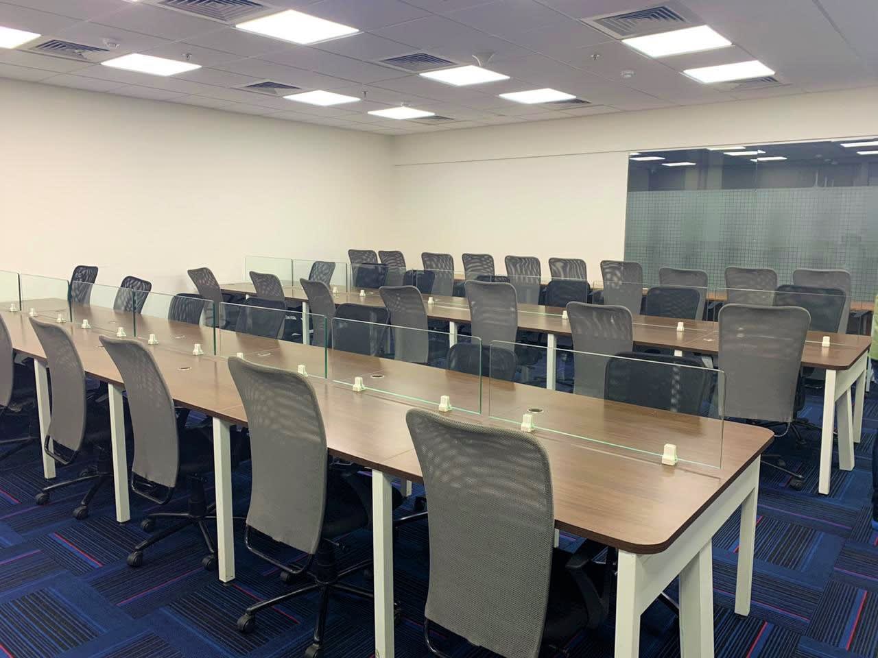 40-45 seater office space idea for company back office and front office