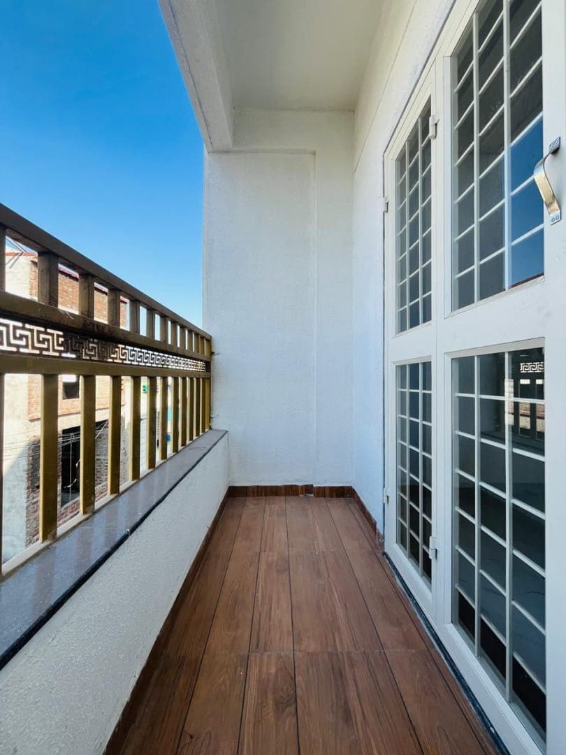 Spacious 2BHK flat available