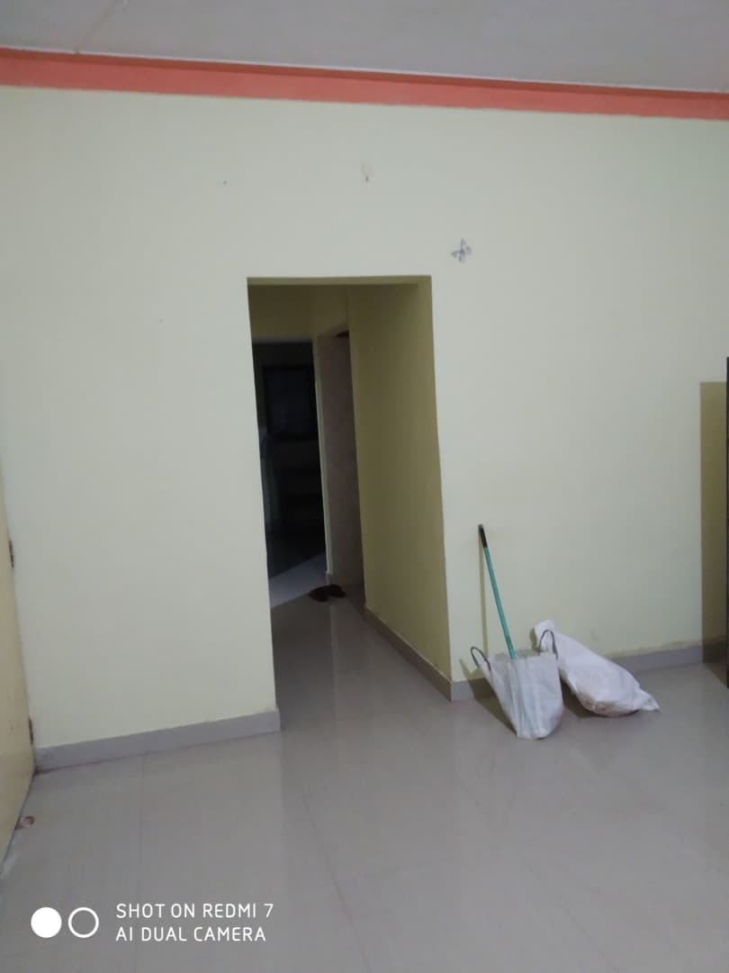 Spacious 2bhk flat for rent