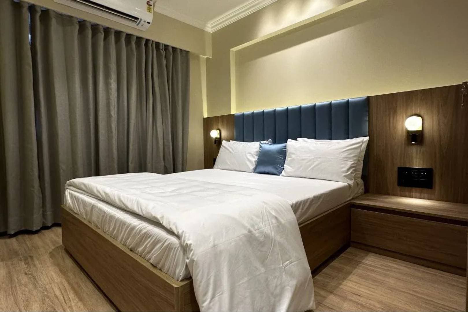 Move-In Ready Furnished Studio in Khar West with Skyline Views
