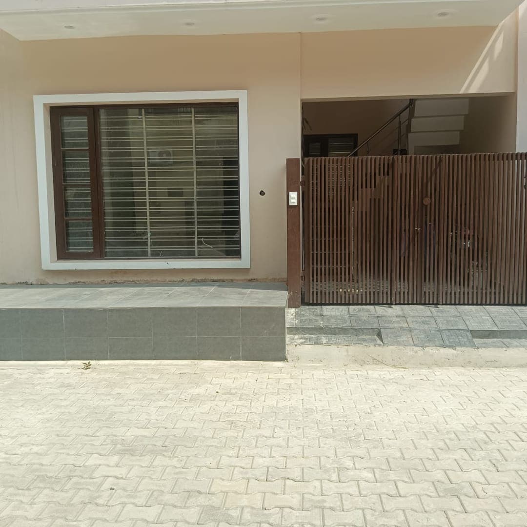 2bhk intendent fully furnished for rent
