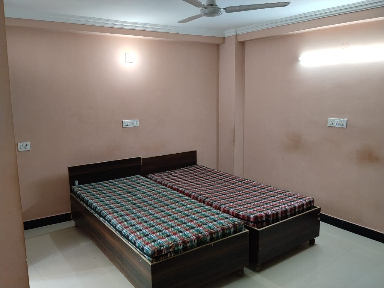 Spacious 1 BHK, Ideal for Family or 3-4 bachelors